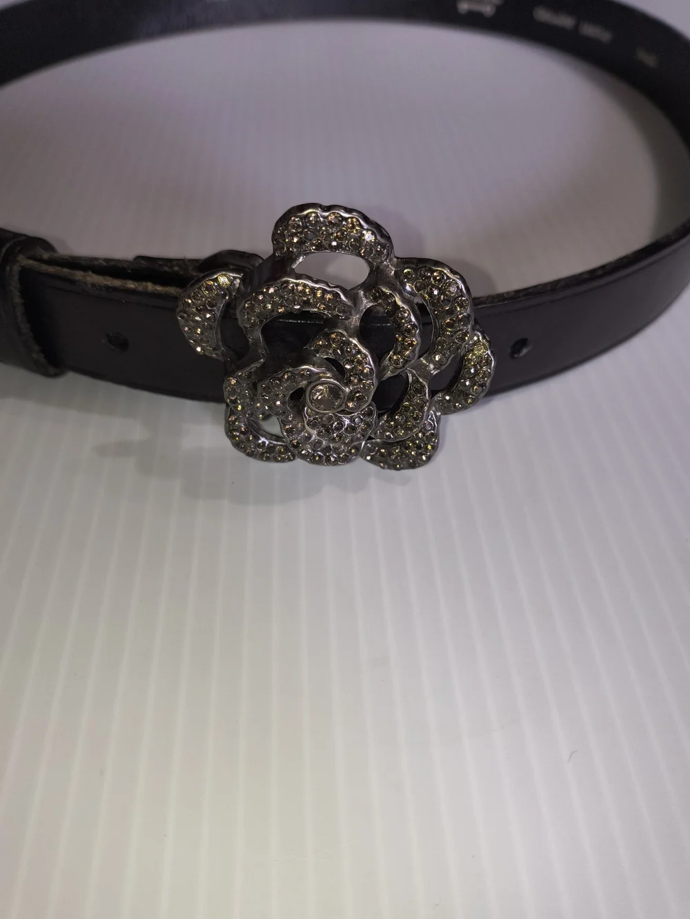 Fossil Women's Black Leather Belt with Crystal Flower Buckle Sz Small